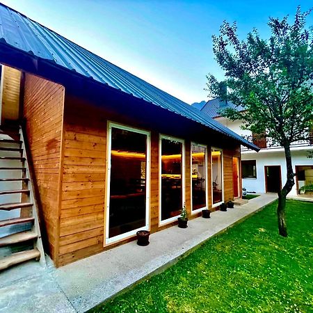 Lazer Cardaku guest house Valbone Dış mekan fotoğraf