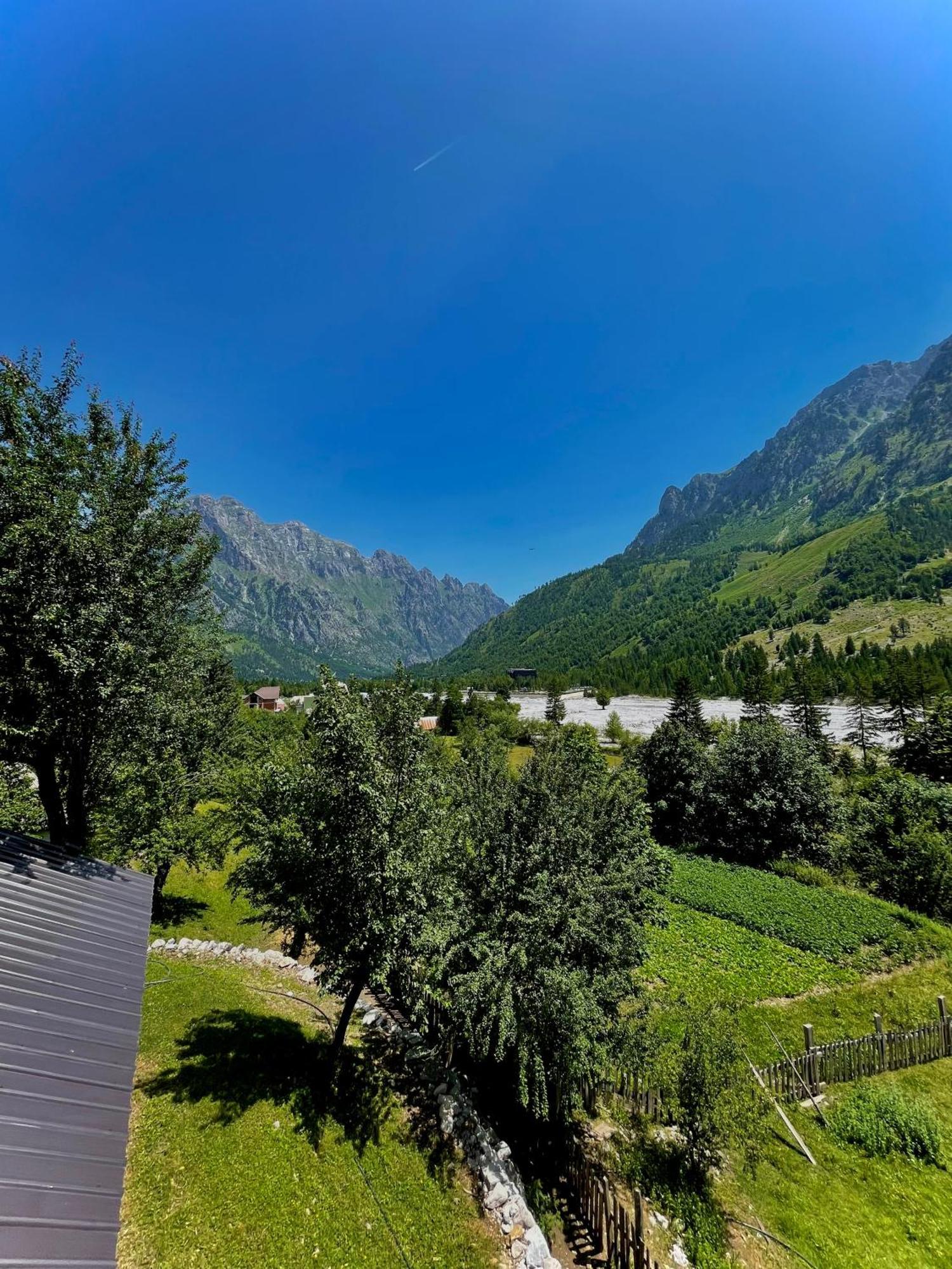 Lazer Cardaku guest house Valbone Dış mekan fotoğraf