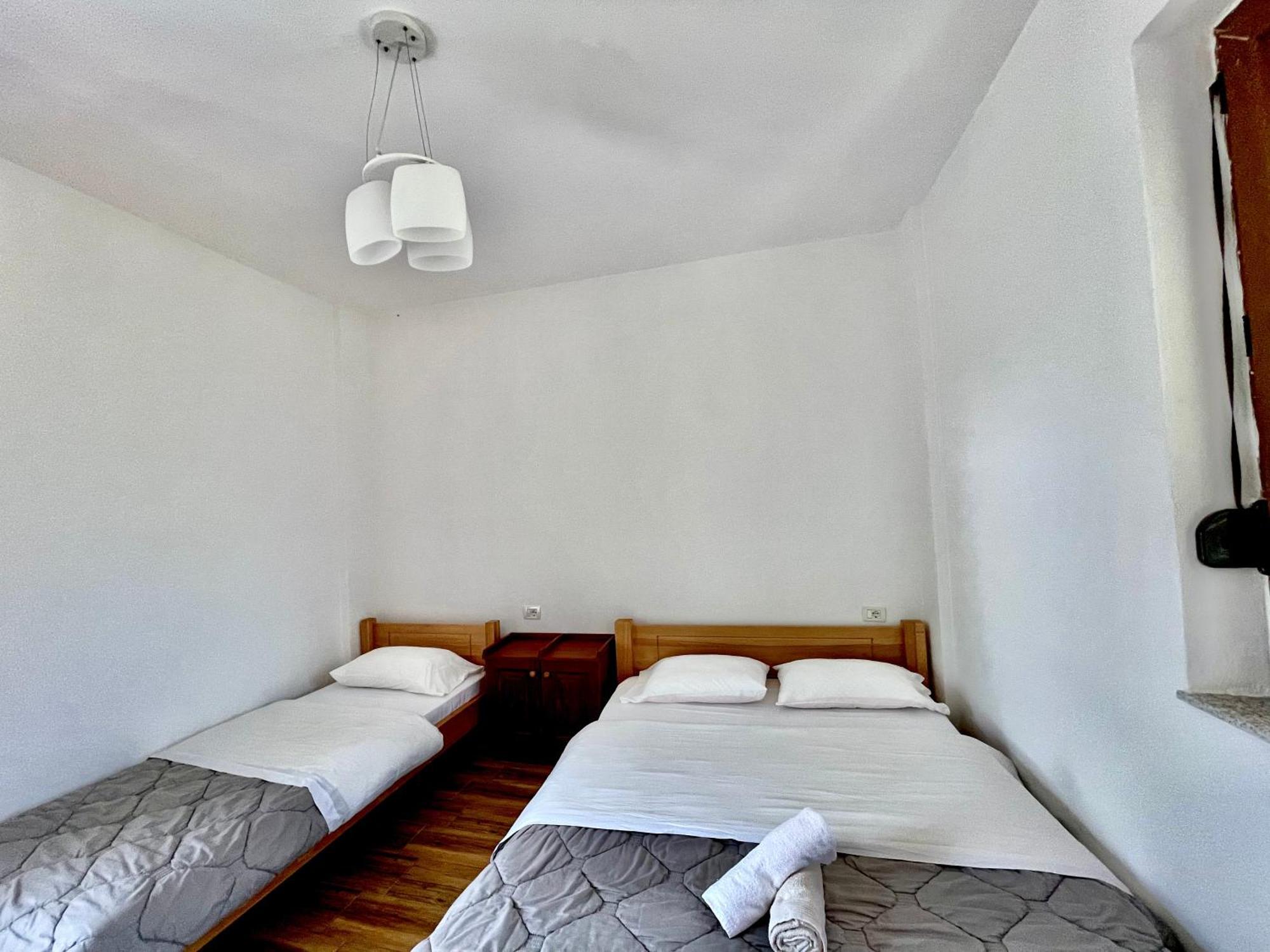 Lazer Cardaku guest house Valbone Dış mekan fotoğraf