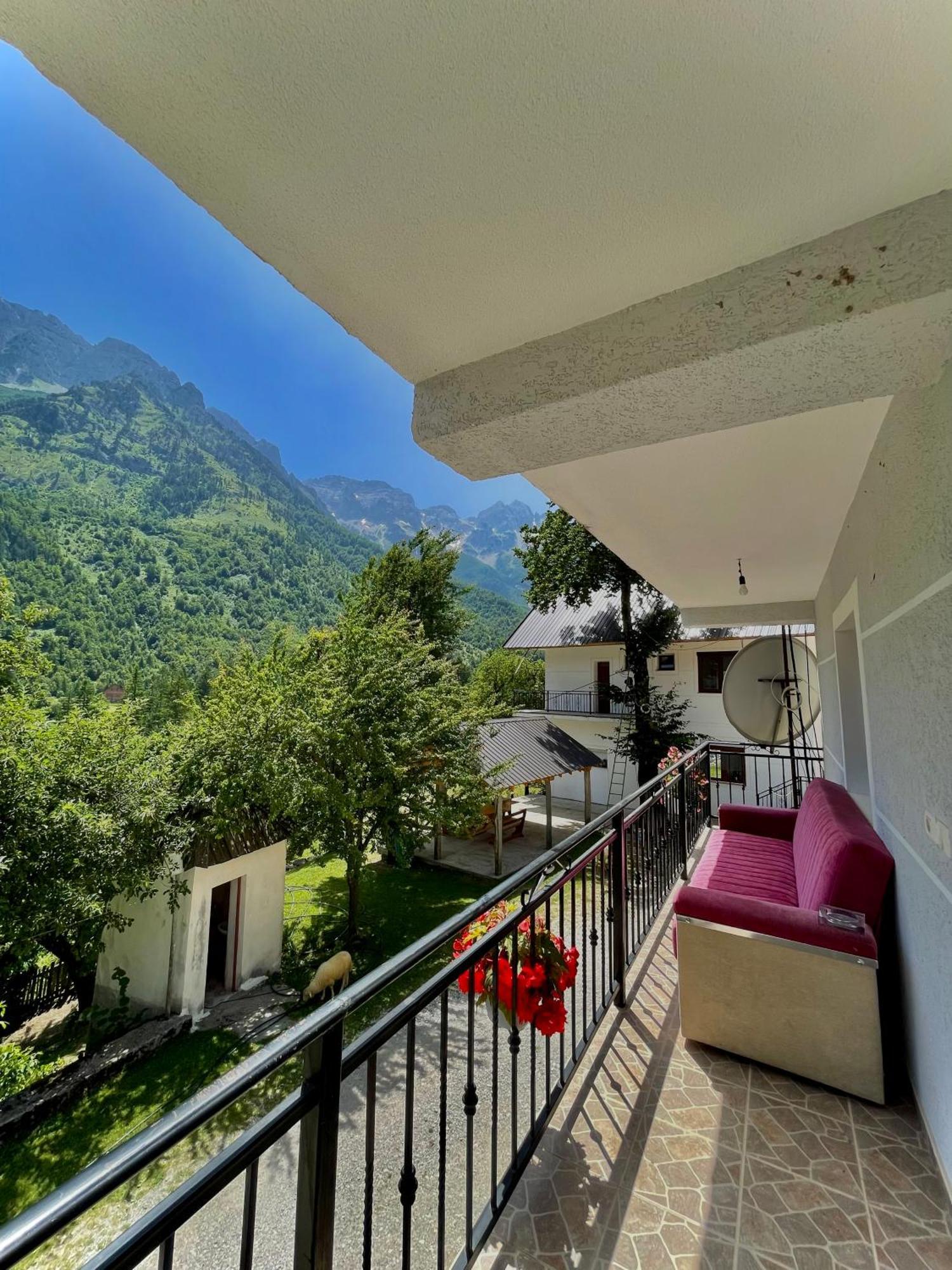 Lazer Cardaku guest house Valbone Dış mekan fotoğraf