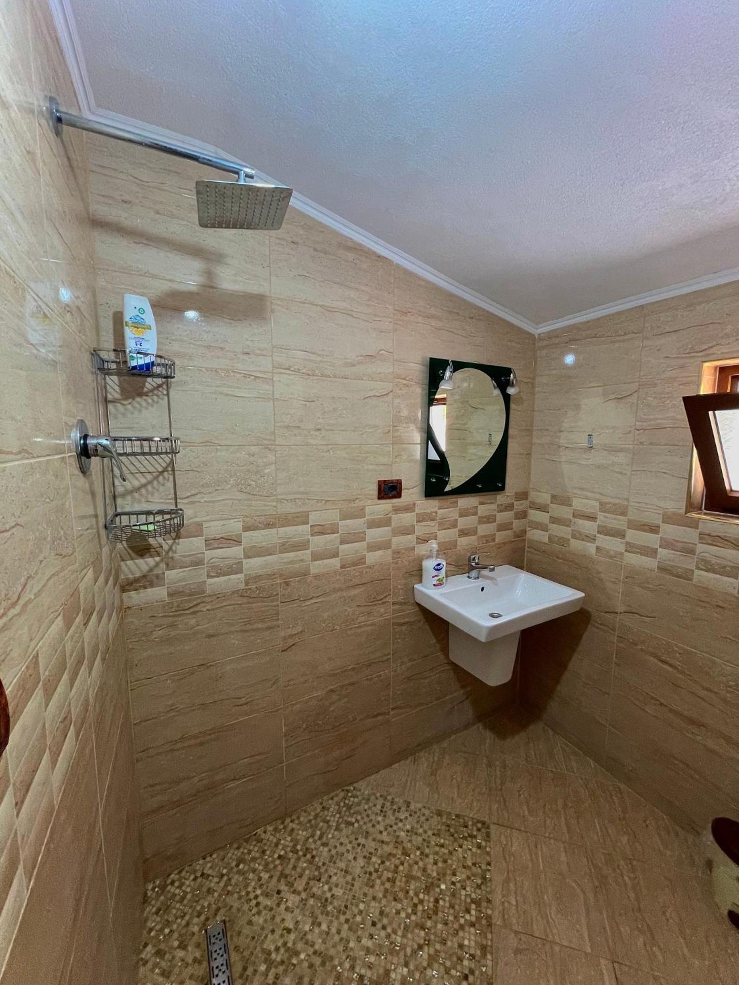 Lazer Cardaku guest house Valbone Dış mekan fotoğraf