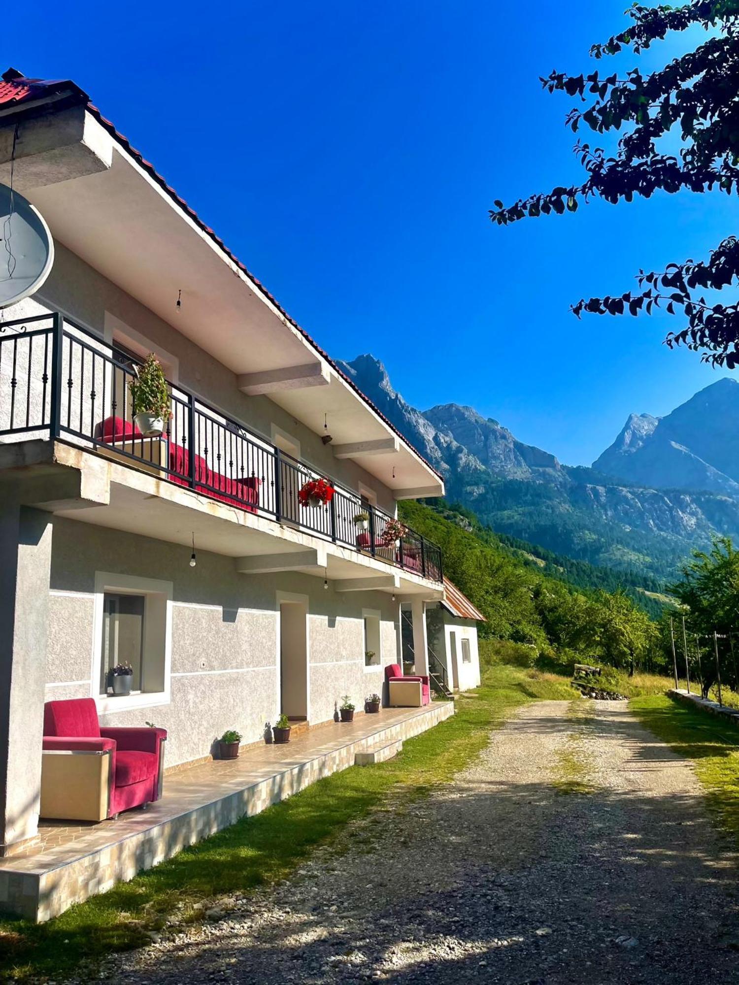 Lazer Cardaku guest house Valbone Dış mekan fotoğraf