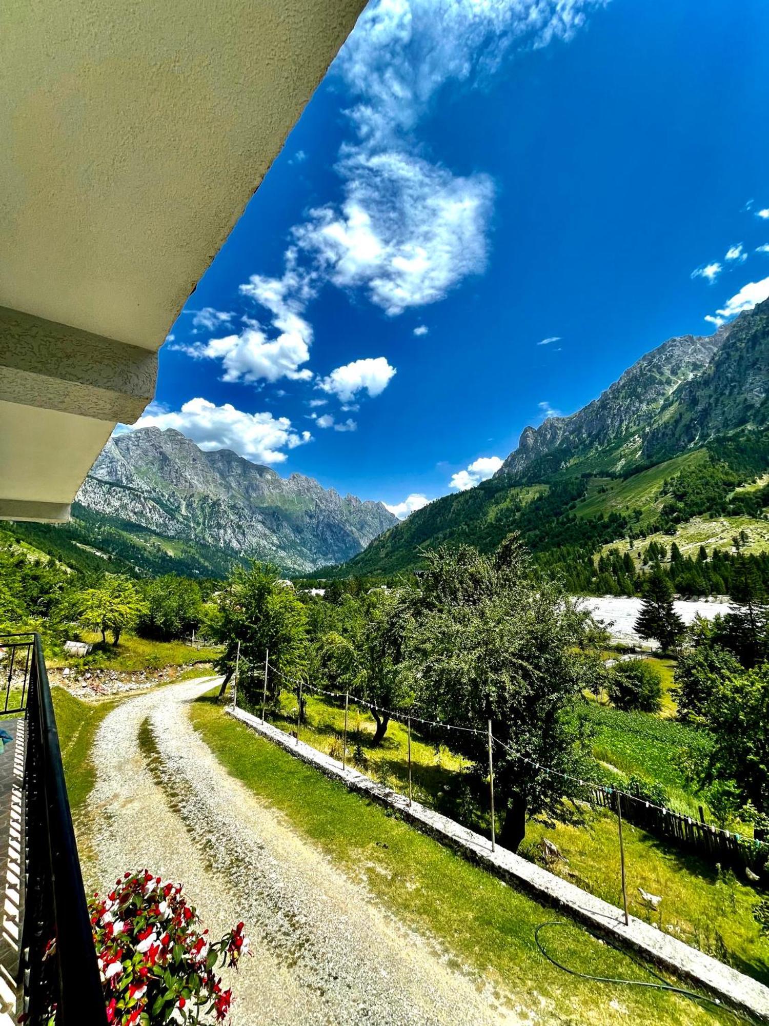 Lazer Cardaku guest house Valbone Dış mekan fotoğraf